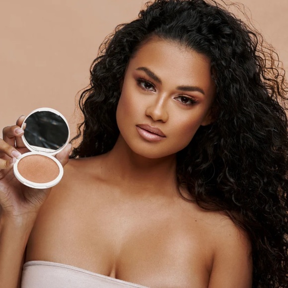 GIVE THEM LALA barbados bronzer - Picture 5 of 6